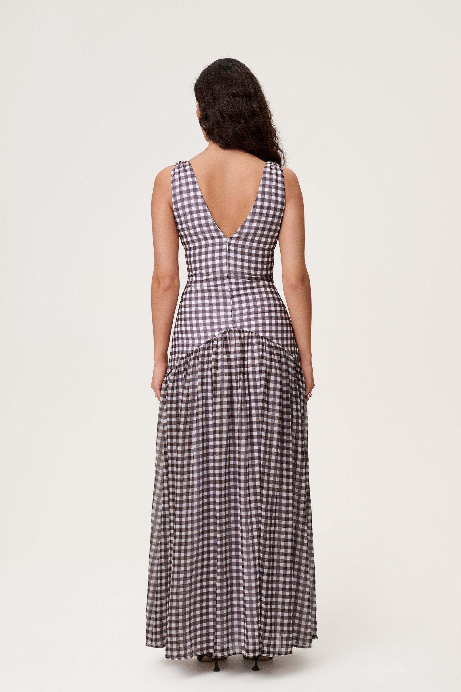 Toulouse maxi dress in brown - Shop now adoore.com Toulouse maxi dress in brown - Shop now adoore.com