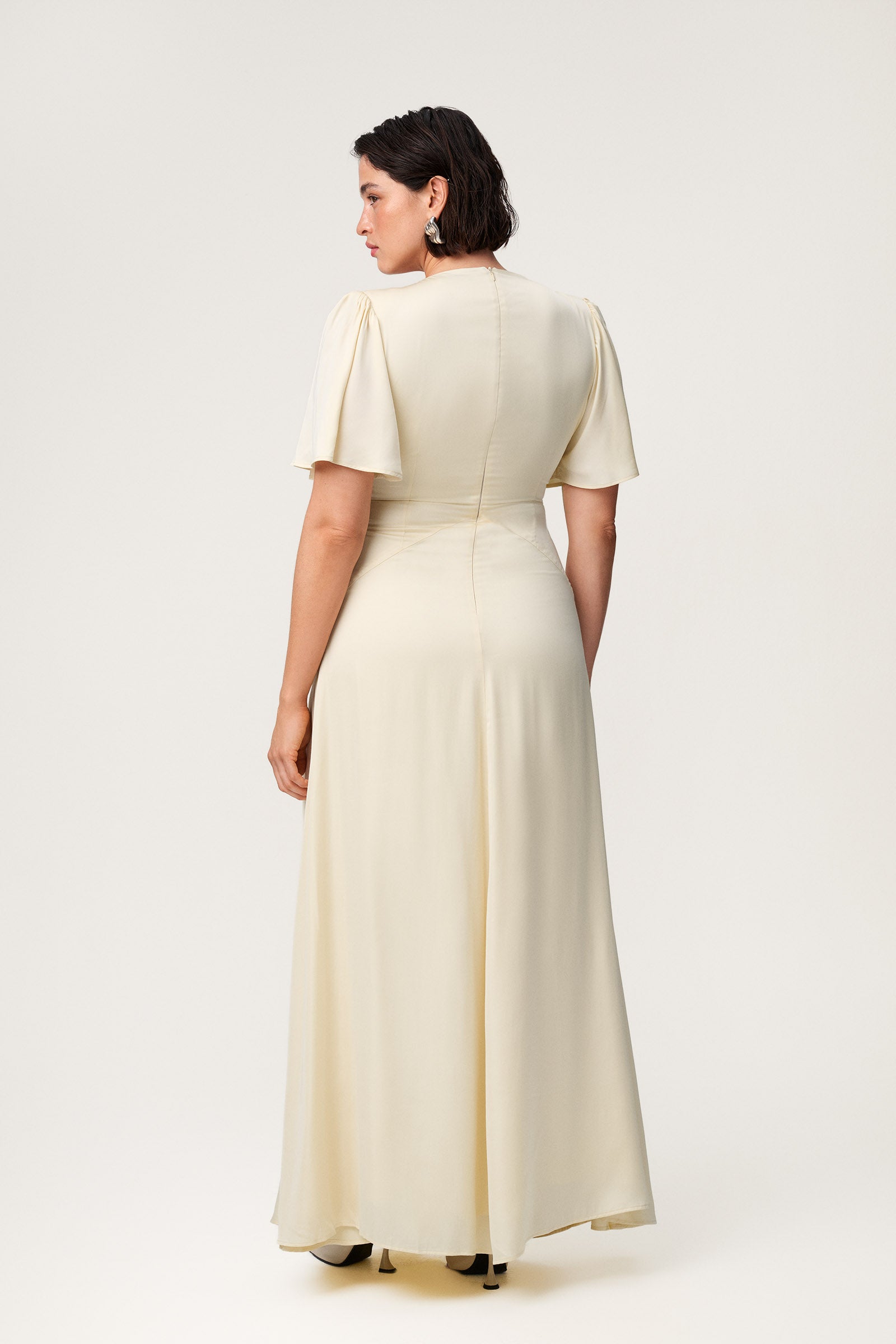 Bari maxi dress in yellow - Shop now adoore.com Bari maxi dress in yellow - Shop now adoore.com