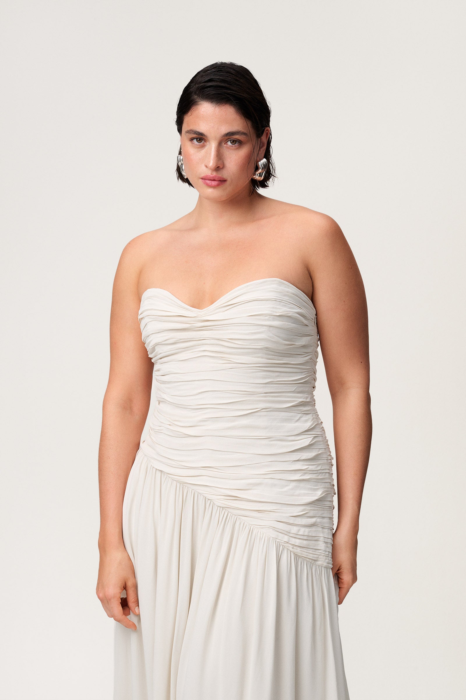 Lima bandeau dress in white - Shop now adoore.com Lima bandeau dress in white - Shop now adoore.com