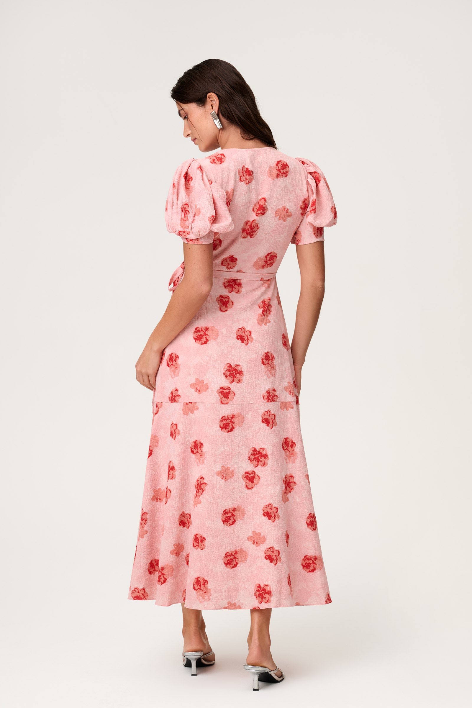 Ferrone midi dress in pink - Shop now adoore.com Ferrone midi dress in pink - Shop now adoore.com