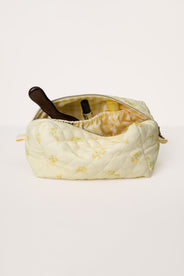 Aurora Medium Beauty Bag thumbnail image