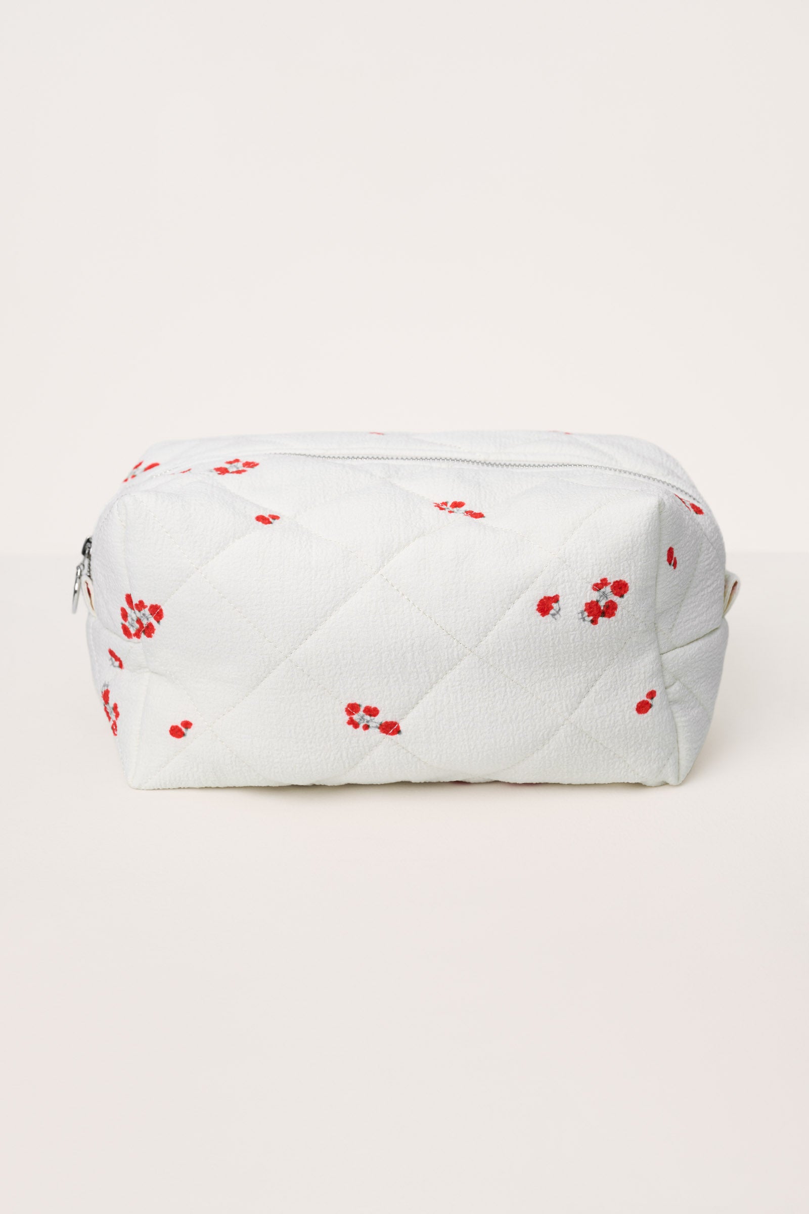 Aurora Large Beauty Bag image