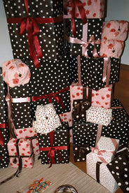 Aurora Large Beauty Bag thumbnail image