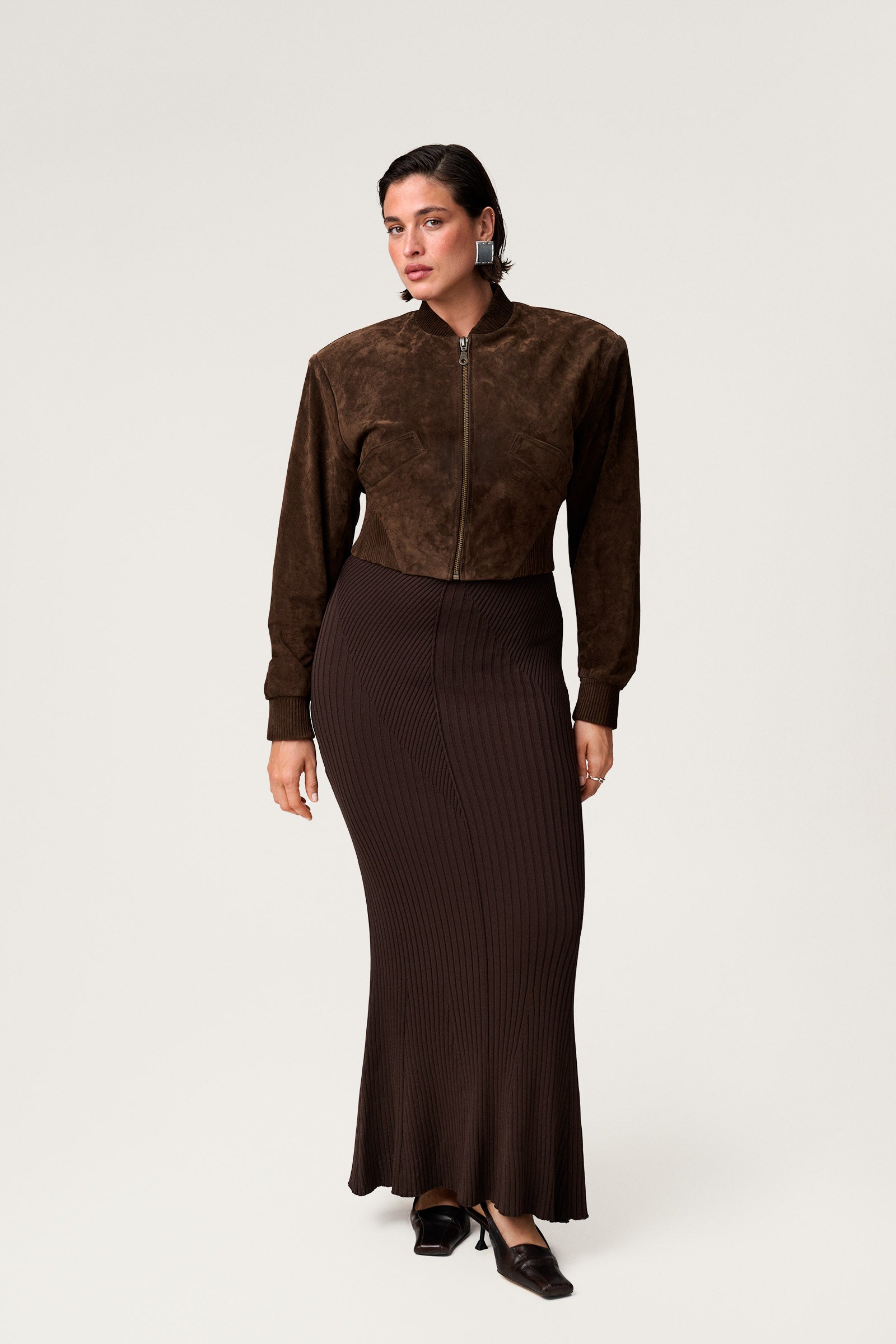 Brixen cropped suede jacket in dark brown with a boxy fit. image