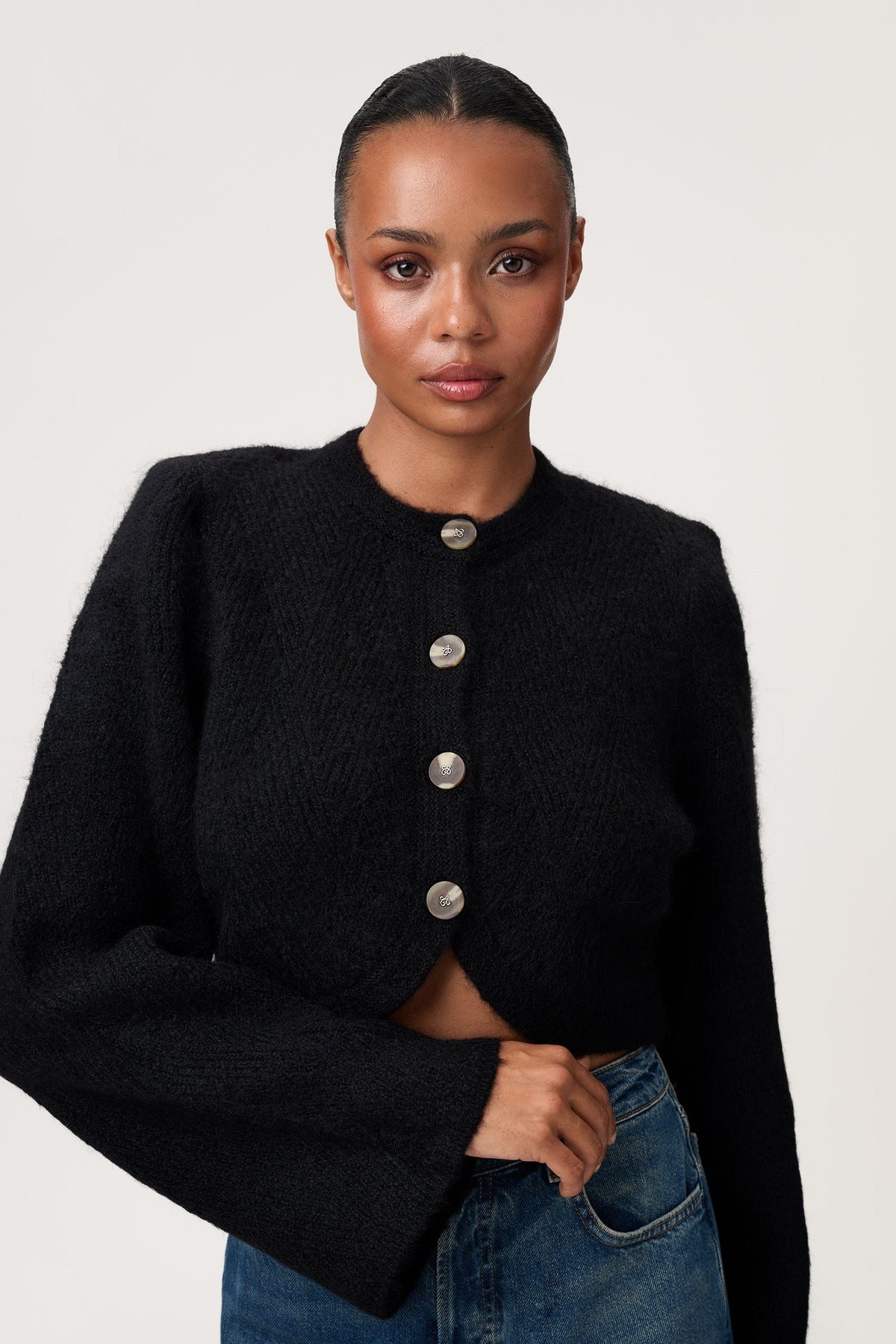 Cessole-cardigan image