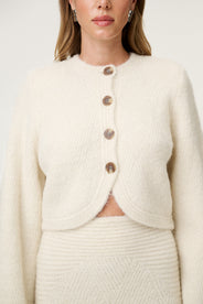 Cessole knitted cropped cardigan in off white. thumbnail image