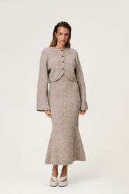 Cropped knitted Cessole cardigan in greige with button closure. thumbnail image