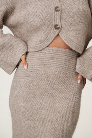 Knitted Cessole midi lengthed skirt in greige. thumbnail image