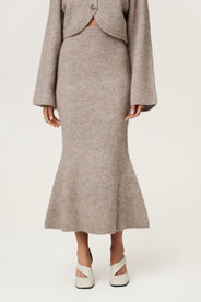 Knitted Cessole midi lengthed skirt in greige. thumbnail image