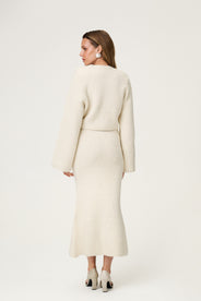 Cessole knitted midi skirt in off white. thumbnail image