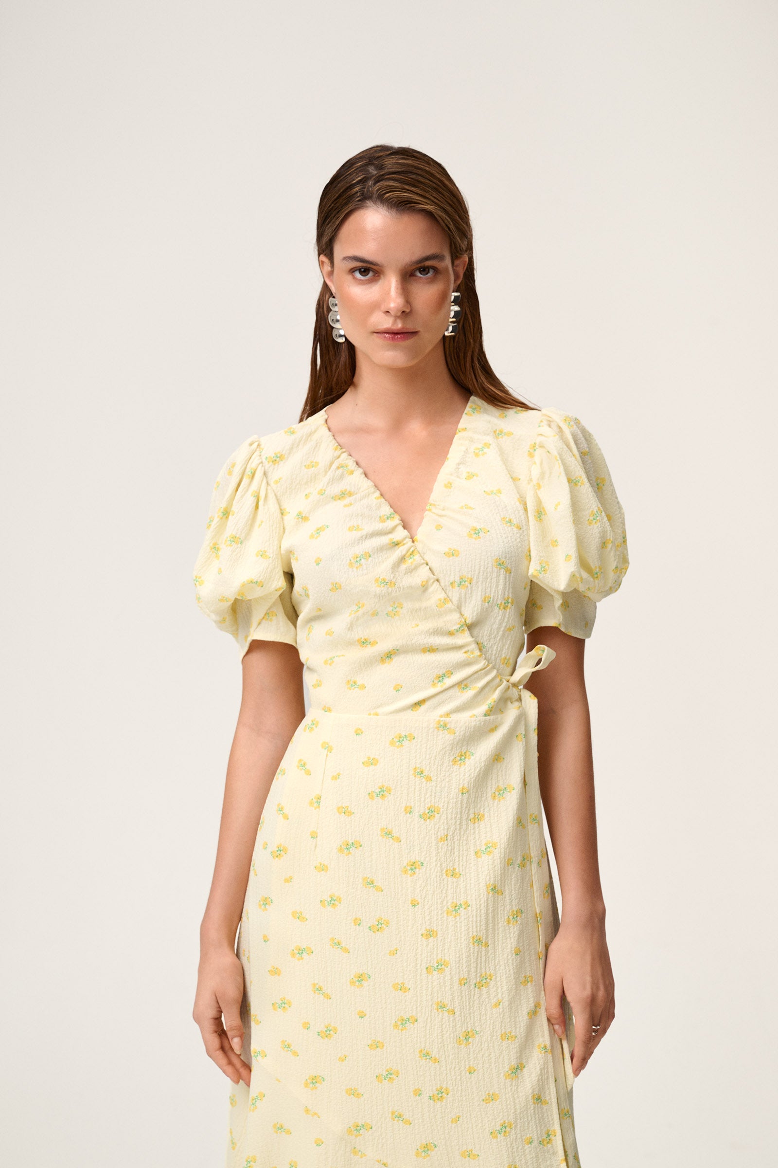 Ferrone midi dress in yellow – Shop dress – adoore.com Ferrone midi dress in yellow – Shop dress – adoore.com