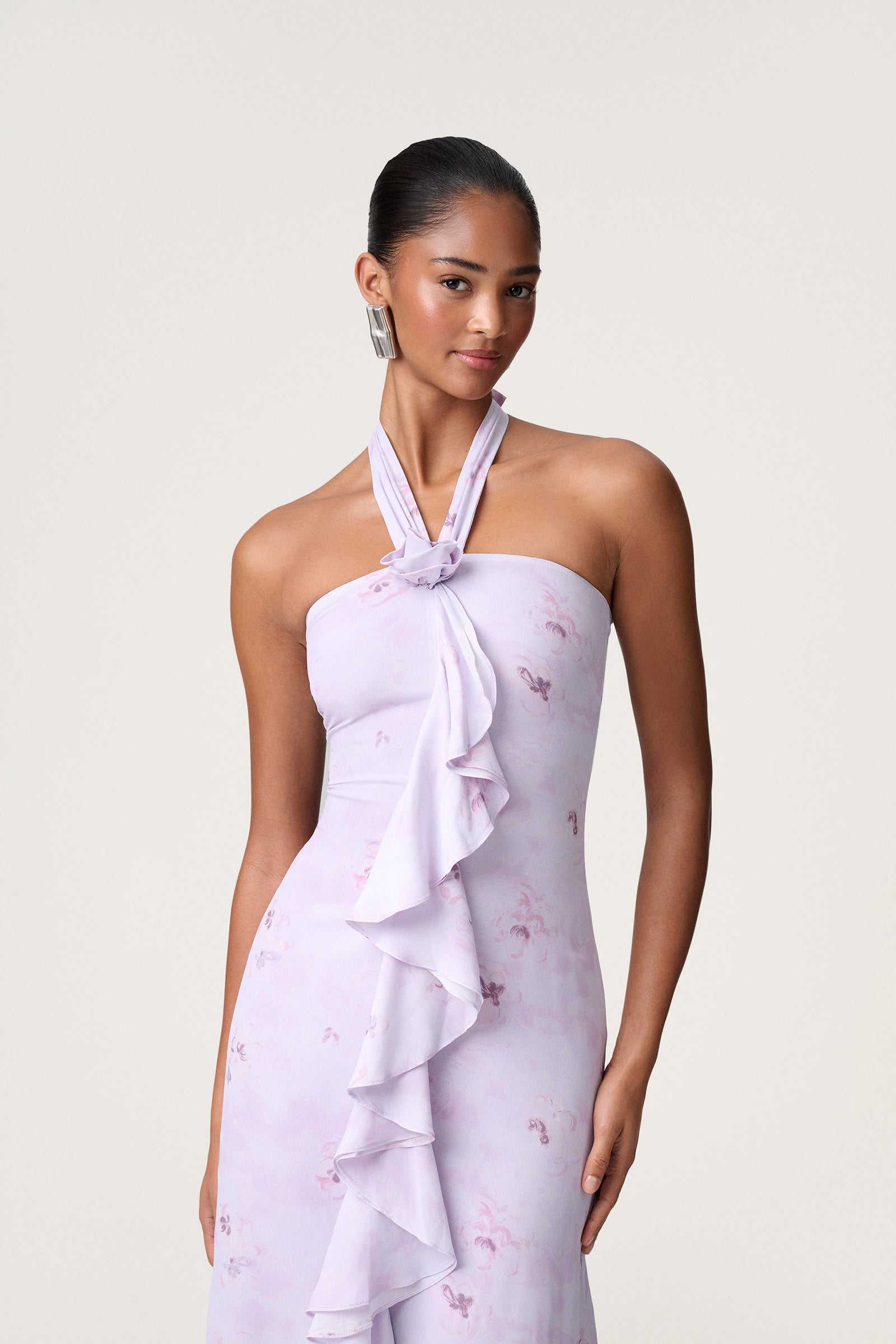 Lamia halterneck dress in lavender - Shop now adoore.com Lamia halterneck dress in lavender - Shop now adoore.com