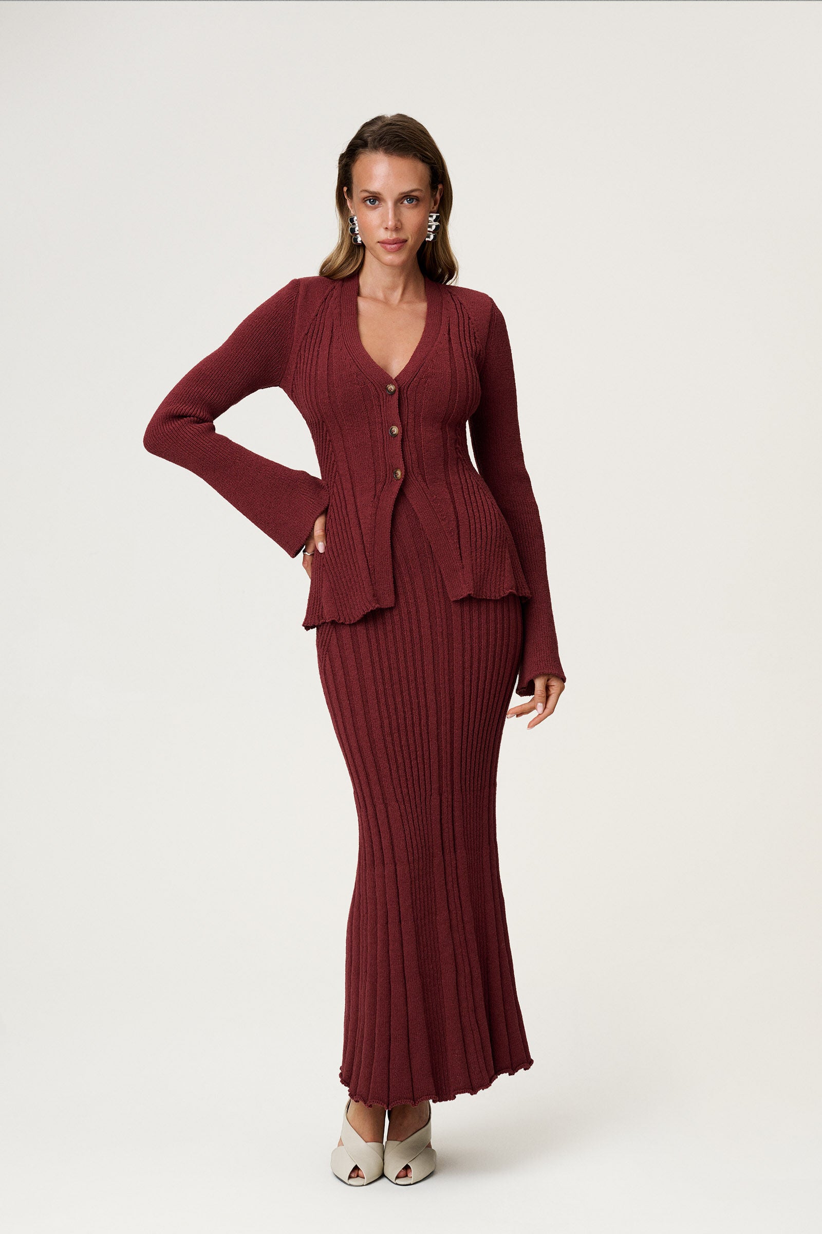Lugo maxi dress in burgundy - Shop now adoore.com Lugo maxi dress in burgundy - Shop now adoore.com