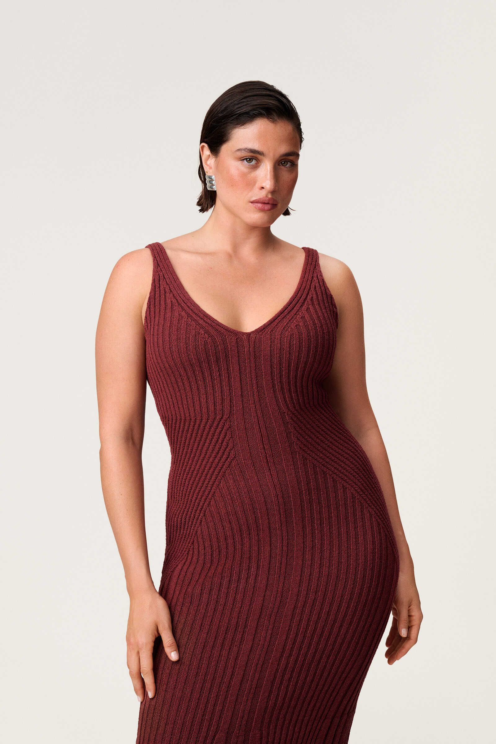 Lugo maxi dress in burgundy - Shop now adoore.com Lugo maxi dress in burgundy - Shop now adoore.com