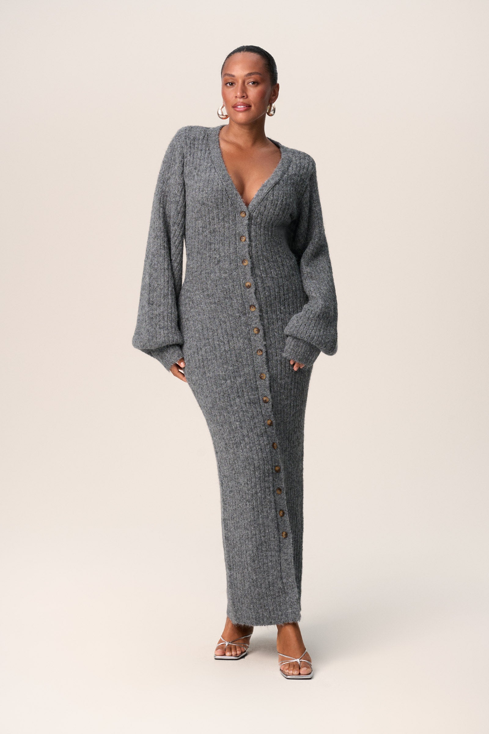 Montana maxi dress in grey - Shop dress adoore.com Montana maxi dress in grey - Shop dress adoore.com