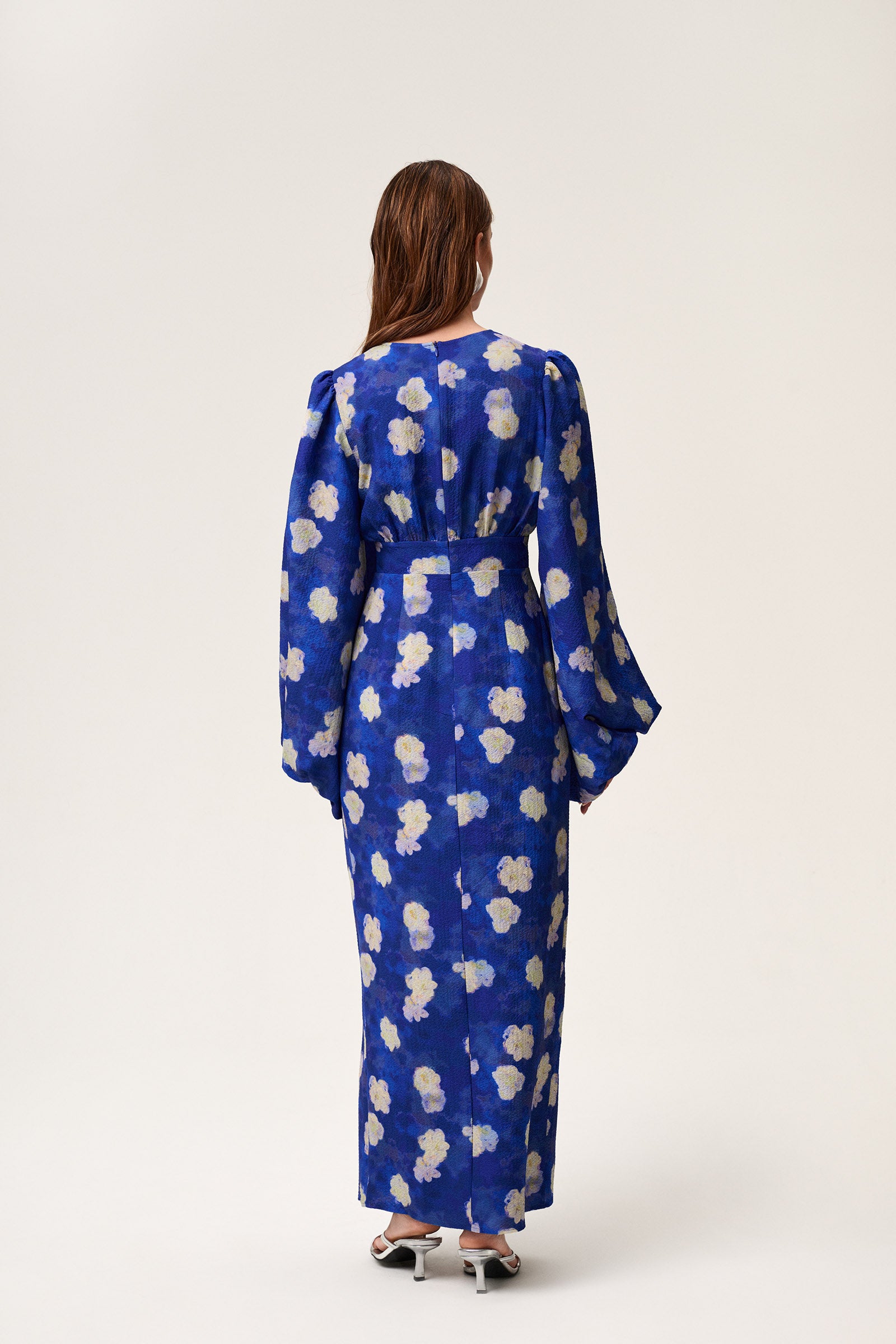 long blue dress with sleeves Positano maxi dress in blue – Shop now – adoore.com