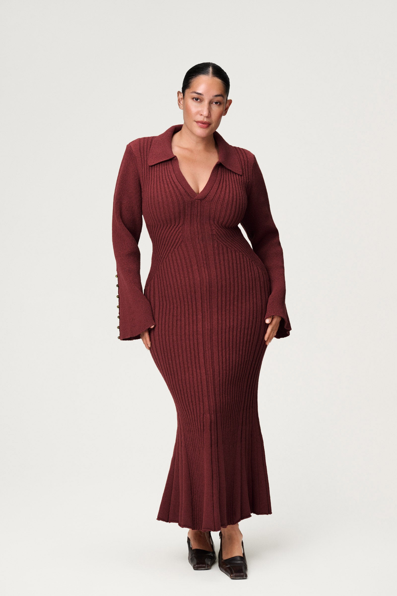 Sondrio midi dress in burgundy - Shop now adoore.com Sondrio midi dress in burgundy - Shop now adoore.com