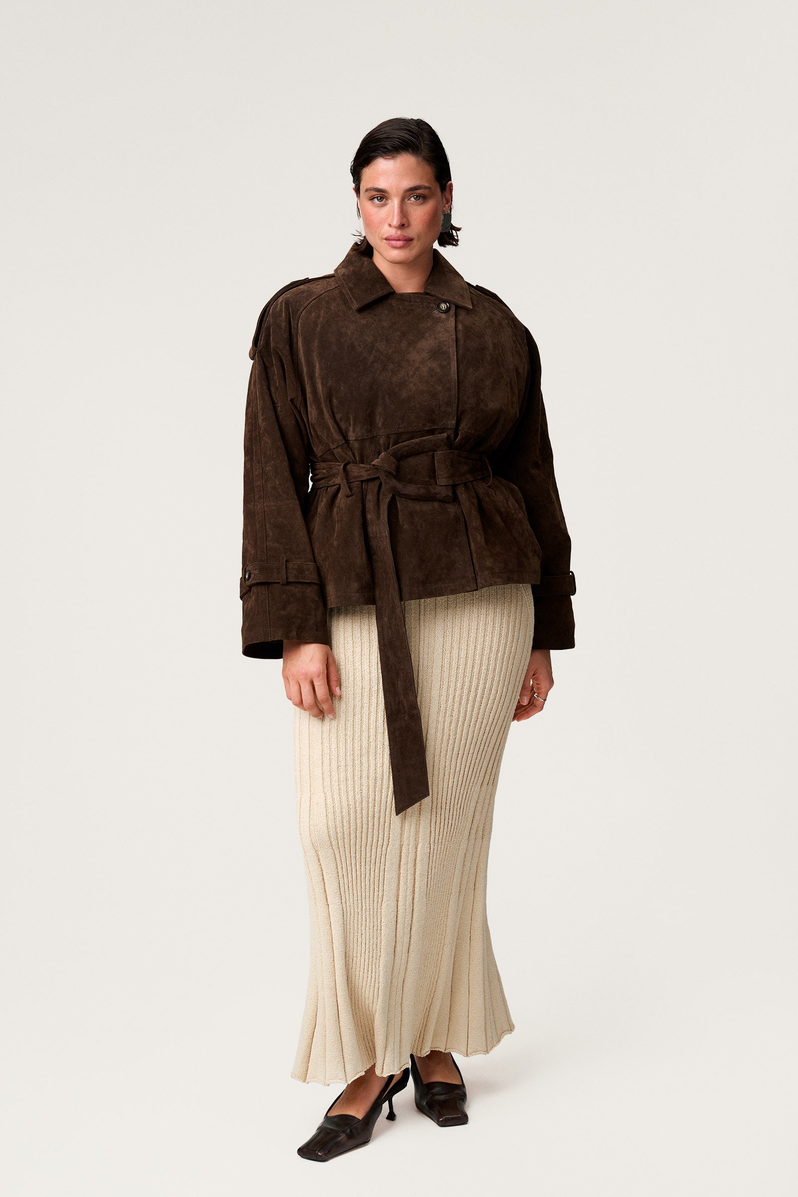 York cropped trench coat in dark brown suede. image